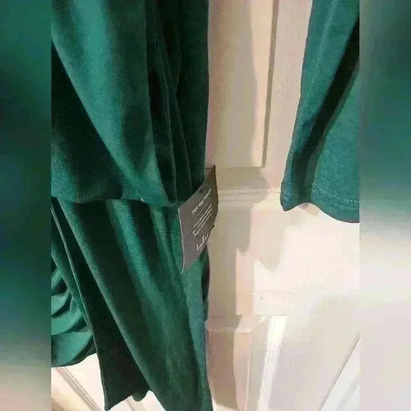 NWT Lulus Marlay Emerald Green Ruched Long Sleeve Bodycon Dress - Picture 7 of 7